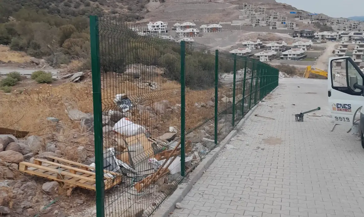 Arsa, Saha ve Tesis Çevreleme